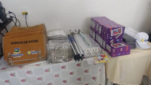 Secretaria de Saúde faz entrega de kits aos agentes de saúde.