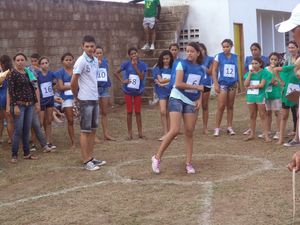 Programa Atleta na Escola na escola Emília Ferreira de Oliveira - Foto 22