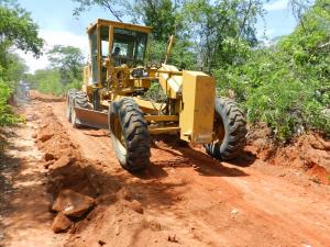 2015-03-28 Recuperação e alargamento da estrada da Serra do Umbuzeiro