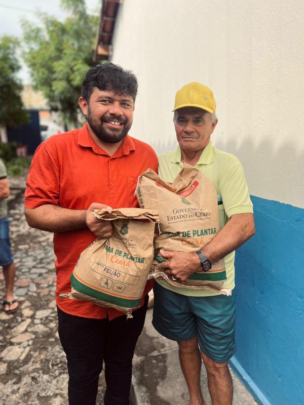 Governo Municipal de Tarrafas inicia a distribuição de sementes do Programa Hora de Plantar.