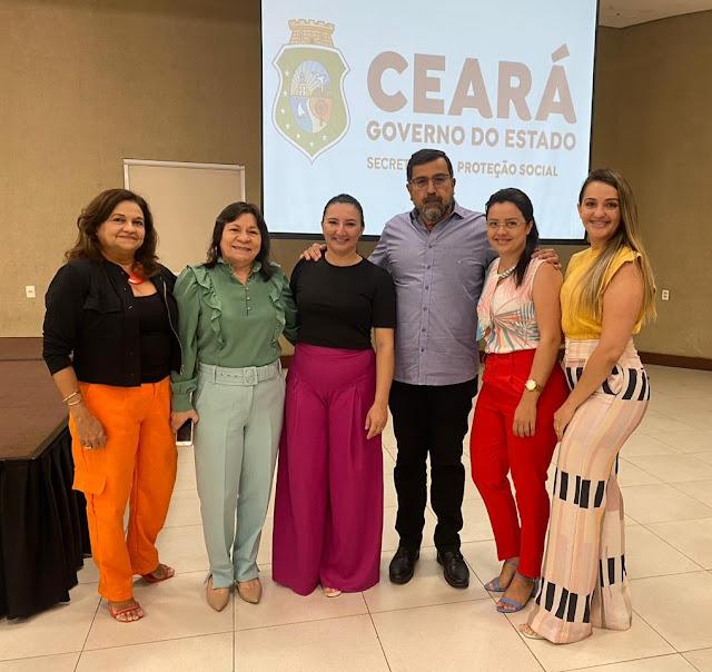 Equipe da Assistência Social Participam de Seminário em Fortaleza